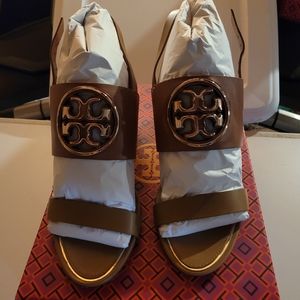 Tory Burch Tan Wedge Sandals. Size 9